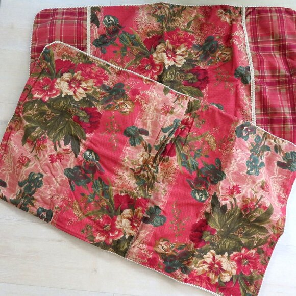 New Vintage 2006 JCPenney Middleton King Pillow Shams Pair of 2 Quilted Red USA - Picture 7 of 14